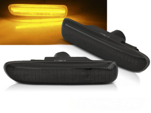 Zijknipperlicht | geschikt voor BMW | 3-serie 98-05 4d sed. / 3-serie Cabrio 00-07 2d cab. / 3-serie Compact 01-05 3d hat. / 3-serie Coupé 99-06 2d cou. / 3-serie Touring 99-05 5d sta. | E46 | LED | Dynamic Turn Signal | smoke
