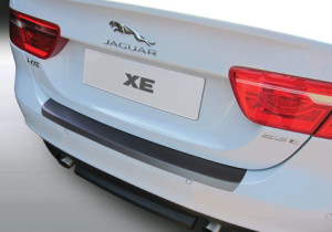Achterbumperbeschermer geschikt voor Jaguar XE 14-19 4d sed. | Zwart | ABS Kunststof | Onderdeel: Achterbumper