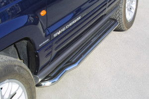 Side Bars | geschikt voor Jeep | Grand Cherokee 01-03 5d suv. / Grand Cherokee 03-05 5d suv. / Grand Cherokee 99-01 5d suv. | RVS rvs zilver Pedana