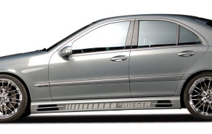 Rieger side skirt | C-Klasse (W203): 05.00- - Sedan, T-model, Sportcoupe | l stuk ongespoten abs | Rieger Tuning
