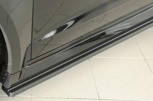 Side skirt aanzetstuk | Audi | RS3 Sportback 15-16 5d hat. / RS3 Sportback 17-20 5d hat. | links | stuk | ongespoten abs | Rieger Tuning