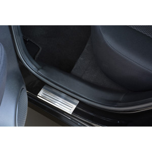 RVS Instaplijsten passend voor Nissan Qashqai 2014-2021 - 'Exclusive' - 4-delig