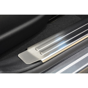 RVS Instaplijsten passend voor Nissan Juke 2010- - 'Lines' - 2-delig